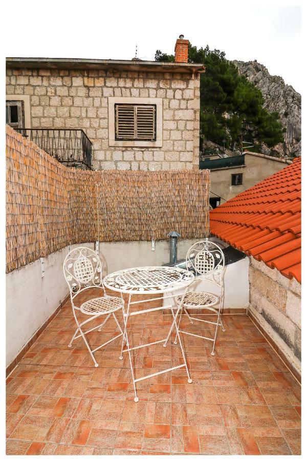 Apartments Mirabella Omiš Exterior foto