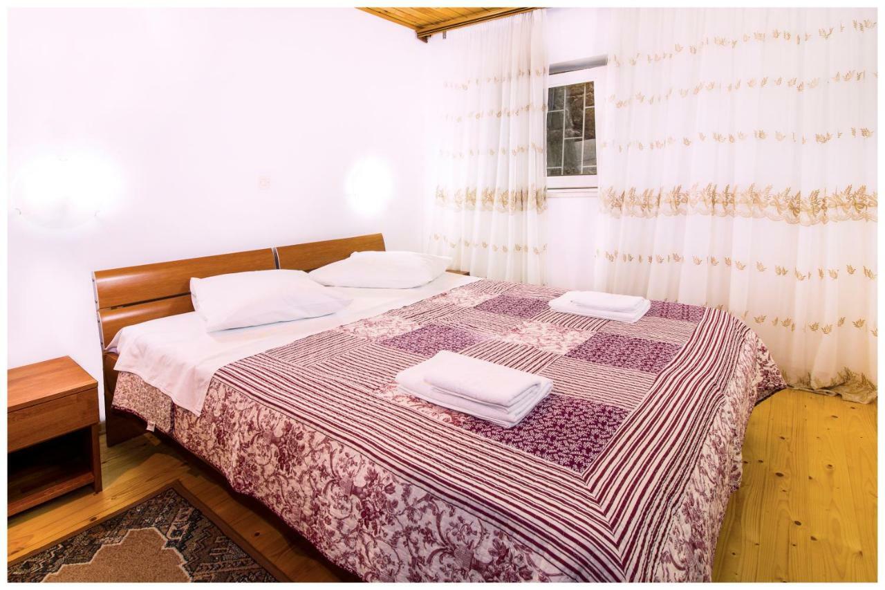 Apartments Mirabella Omiš Exterior foto